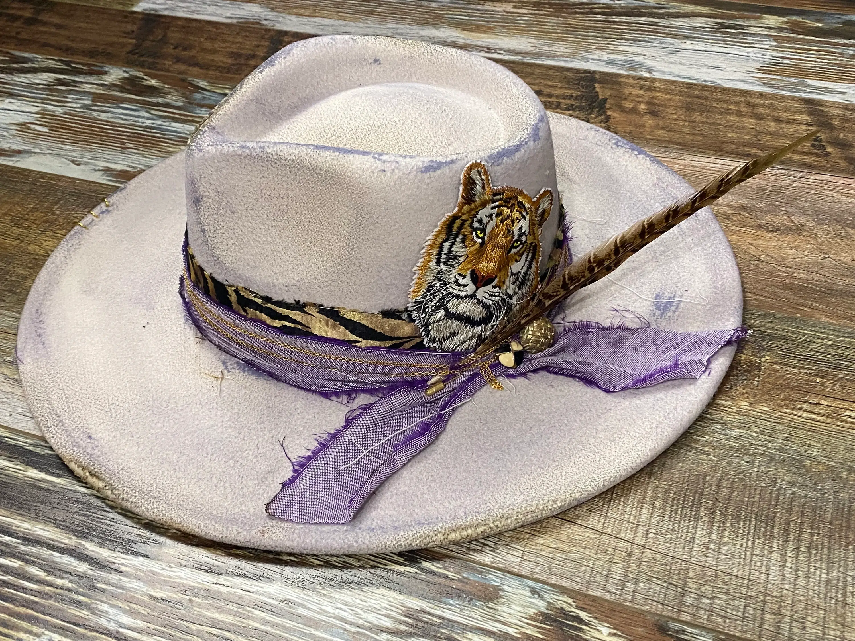 Southern Yankee Hat Bar - Wholesale Fedora - Women's - Geaux Tigers Game Day Garb 4