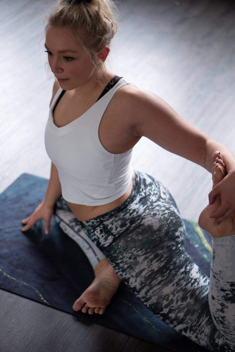 MALA Yoga - Vendita all'ingrosso Tappetini da yoga - Tappetino yoga ibrido Mala Emerald Swirl6