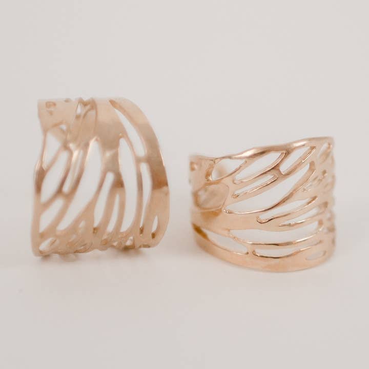 Créoles Wing Half Hoop pour la vente par Krista Knickerbocker Designs