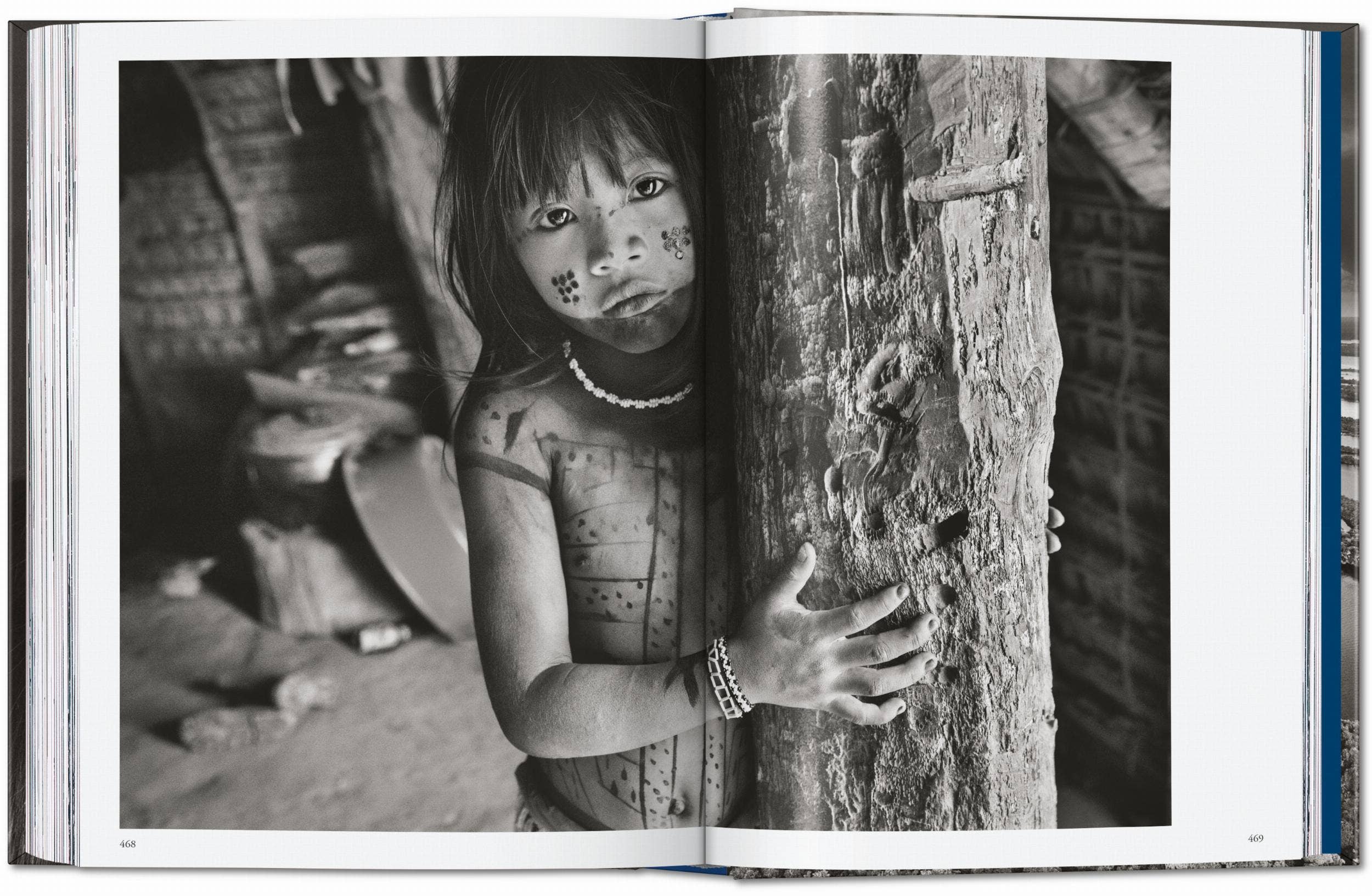 TASCHEN Europe - Wholesale Display Book - Sebastião Salgado. Amazônia. 45th Ed. (Italian)11