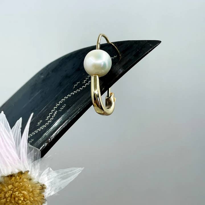 Serpent & the Swan - Wholesale Dangle earrings - Classic Pearl Safety Pin Earring