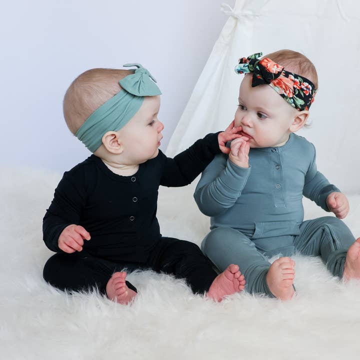 Jettson Cole LLC - Wholesale Jumpsuit - Baby - Long Sleeve Romper - Sea Blue
