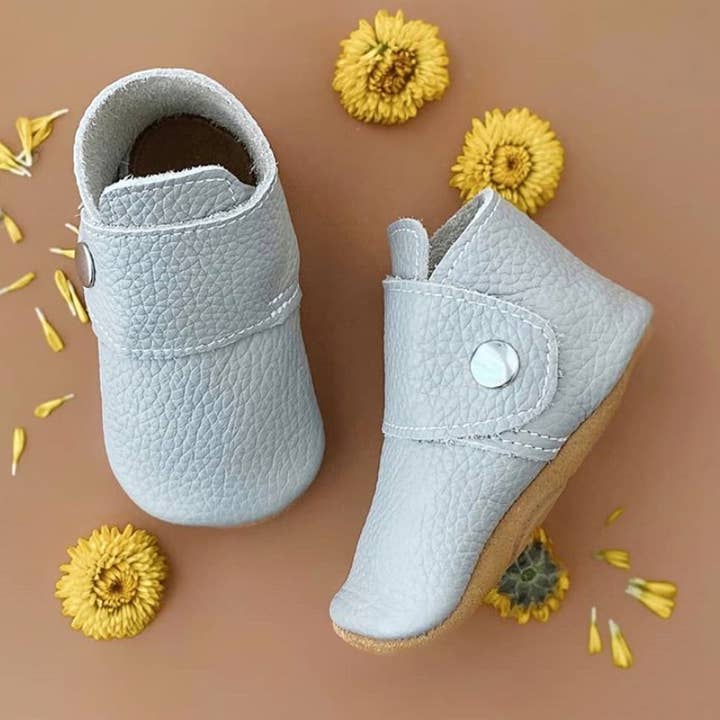 snäppstöveln: fossil för wholesale av Mon Petit Shoes