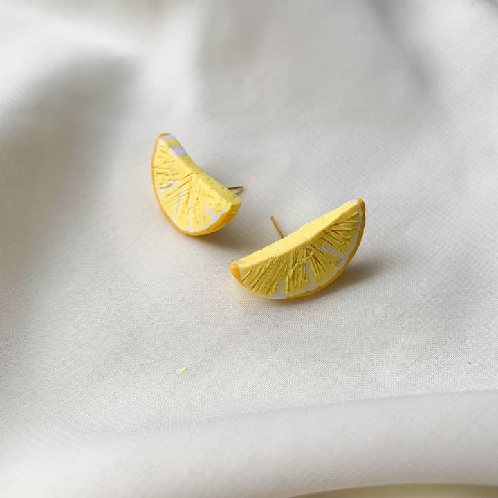 Sunburst Clay Co – Engroshandel Ørestikkere – Når livet giver dig citroner Half Studs