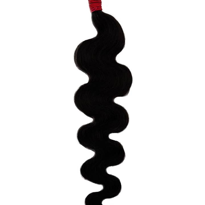 FULLY RIGHT ON BEAUTY LLC - Vendita all'ingrosso Extension per capelli - KIWI® Season Red Body Wave Fasci di Capelli Umani – Extension per Capelli Cuciti per un Look Naturale e Voluminoso4
