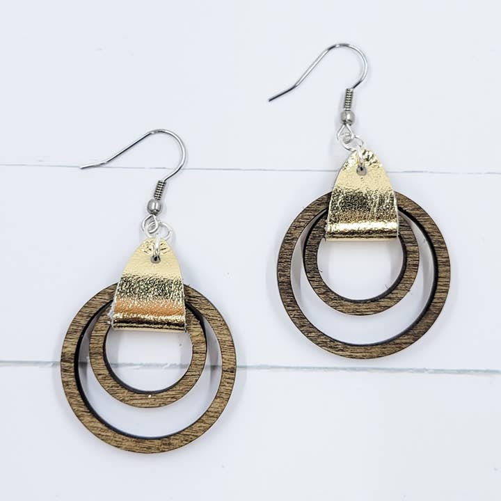 Lille valnød farvet træ Hoops for engroshandel hos The Purple Chickadee