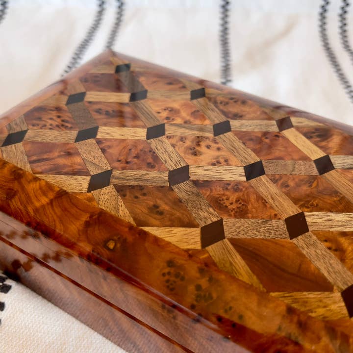 Yemma Goods - Wholesale Jewelry Box/Organizer - Thuya Burl Jewelry Box With Walnut And Cedar Inlays