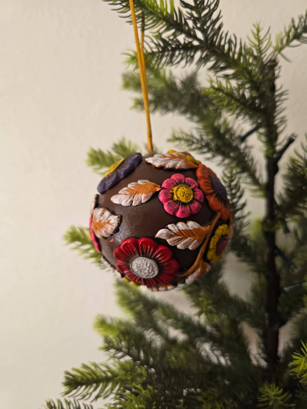 WUAMAN - Alpaca - Wholesale Ornament - Ceramic Ornaments | Handmade Ornaments | Holiday3