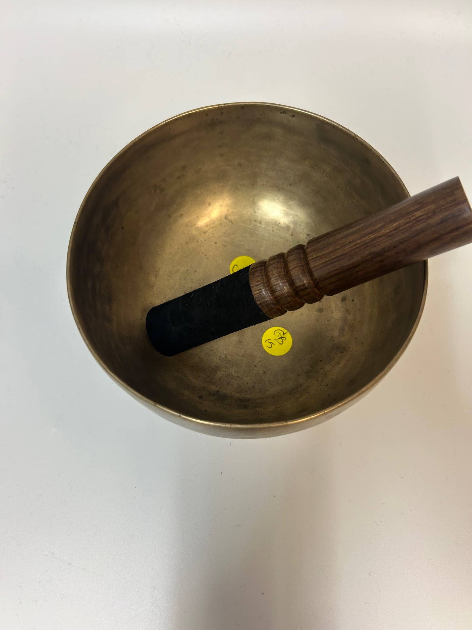 ART HIMALAYAN TRADING LTD - Wholesale Meditation Supplies - Antique Healing Himalayan Yoga Tibetan Singing bowl ID#Eb152