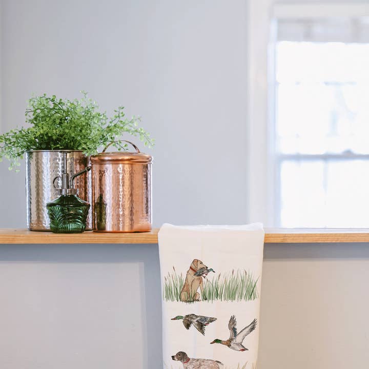 Maizie Clarke LLC - Wholesale Tea Towel - Illustrated Hunting Dog Tea Towel1