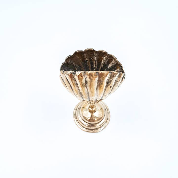 FERN - Wholesale Decorative Tabletop Object - Brass Card Holder Shell1
