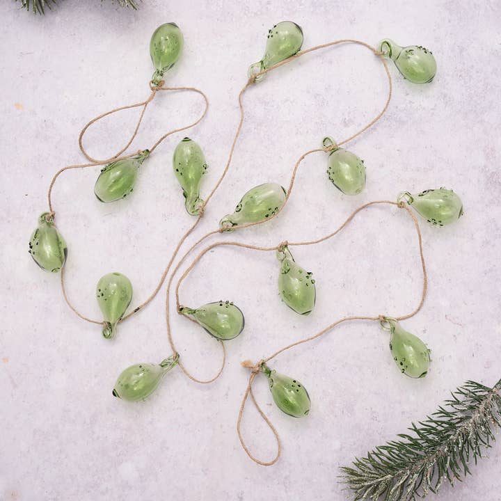 Moos gesprenkelte Tautropfen-Glasgirlande für den Großhandel von Bollywood Christmas