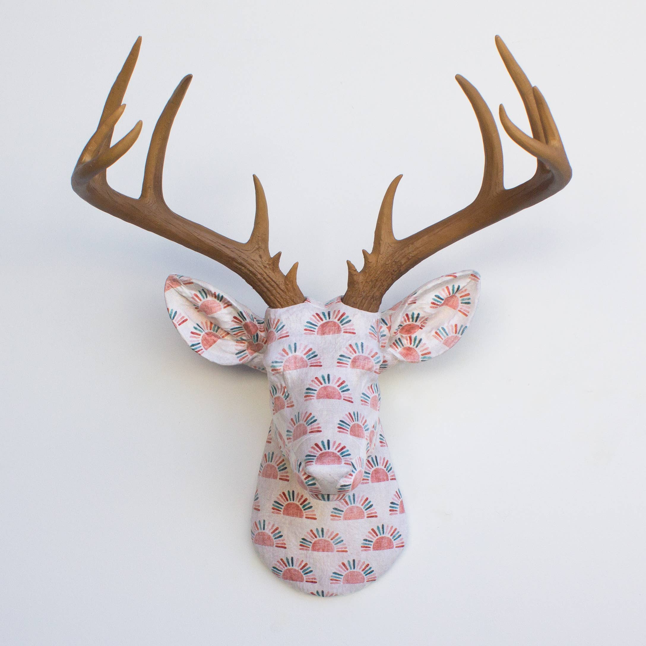 Near and Deer – Engroshandel 3D-vægkunst – Stofhjortehoved - Dusinvis af mønstervalg!63