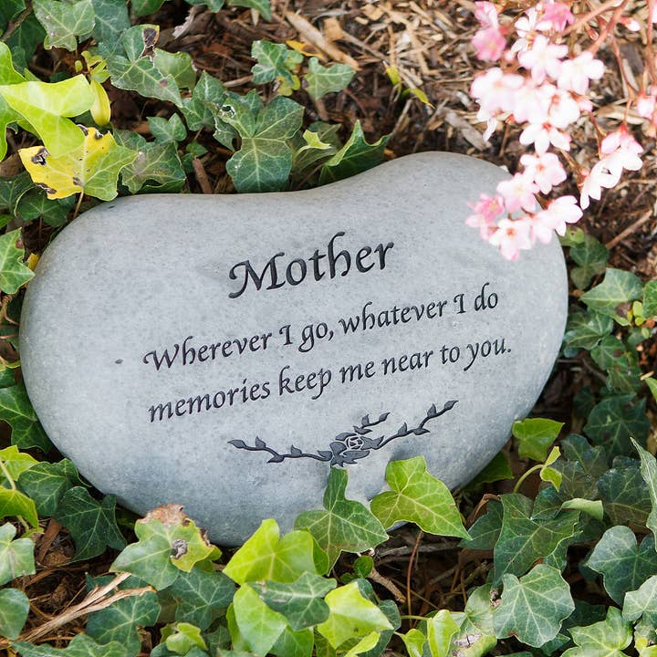 Memorial Stone Heart for wholesale by Garden Age Supply