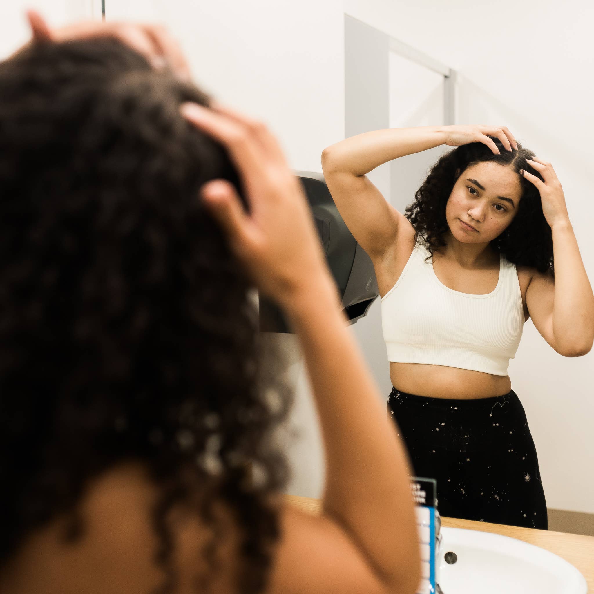 Viori Beauty - Wholesale Dry Shampoo - Dry Shampoo | Magnolia & Peony | All Hair Types | Color-Safe2