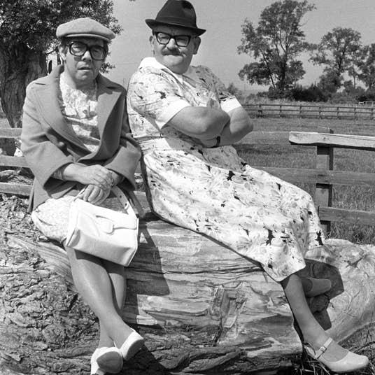 Carte de vœux vierge The Two Ronnies pour la vente par Inky Blue Ltd t/a Holy Mackerel