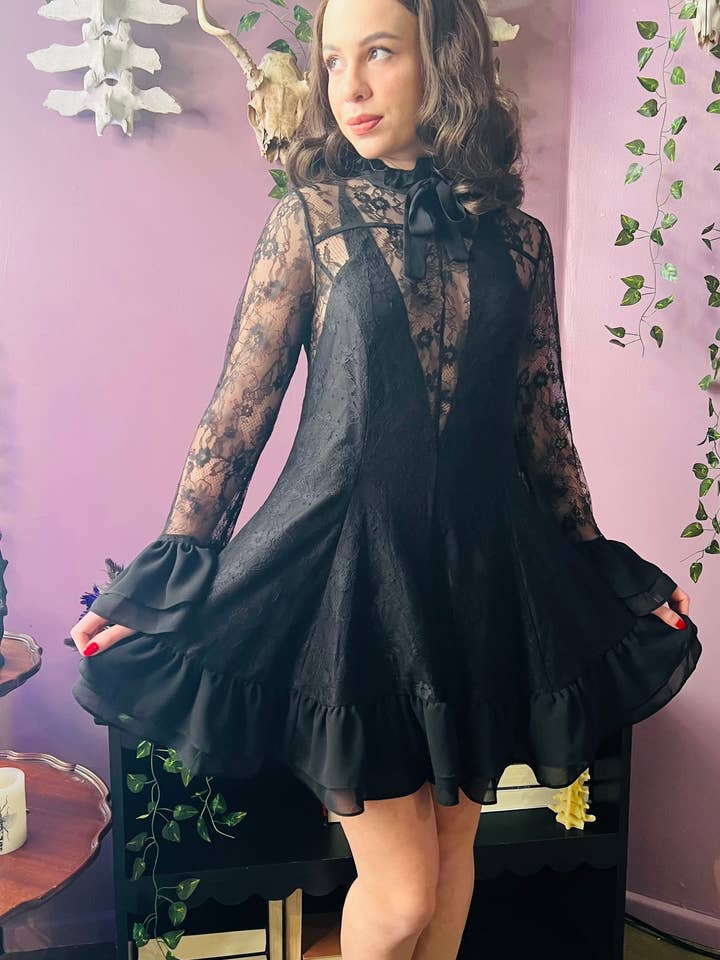 Witchwood Bags - Wholesale Jurk - Dames - Nightshade - Donker Romantische Bloemen Mini Babydoll Jurk - PRE-ORDER