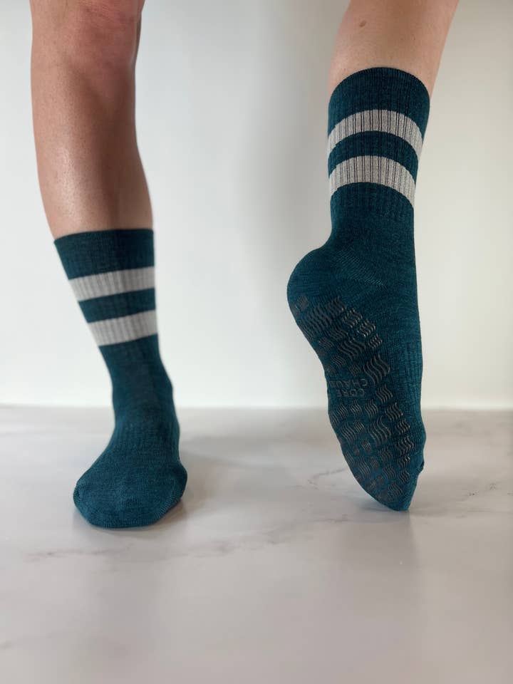 Core Chaud - Wholesale Socks - Women's - Crew Sock1