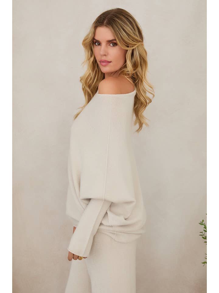 Beige Classique PULL ASYMÉTRIQUE (37709/330105-BEIGE CLASSIQUE) en vente sur Faire1