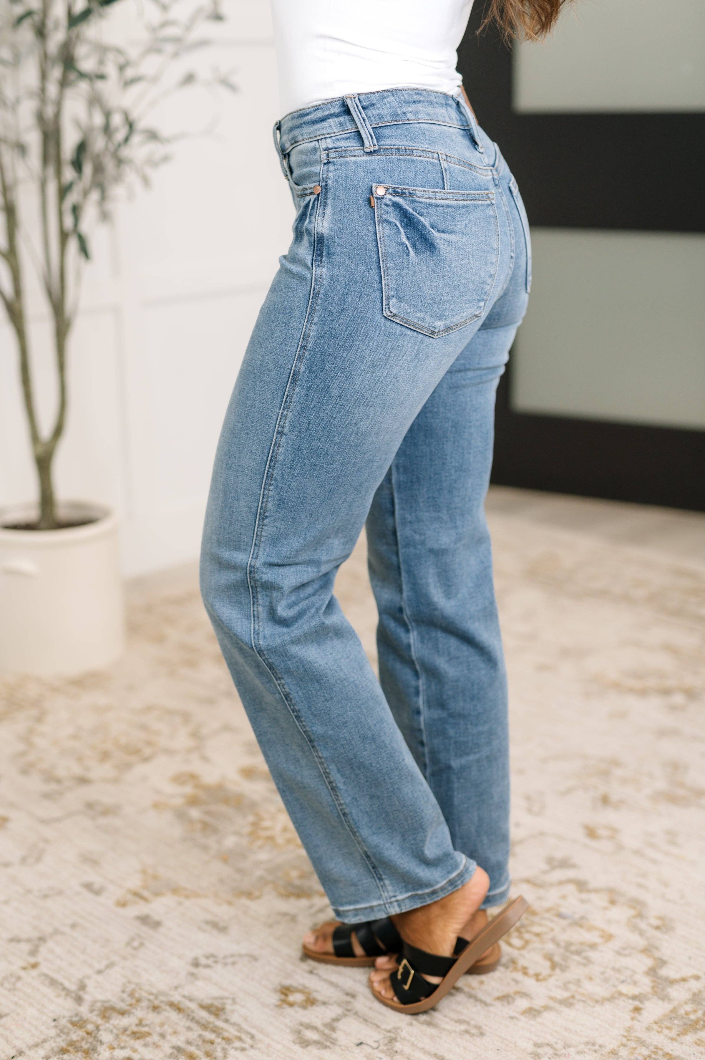 Avenue Wholesale - Wholesale Jeans - Women's - Judy Blue Mid Rise Control Top Vintage Straight Jeans1