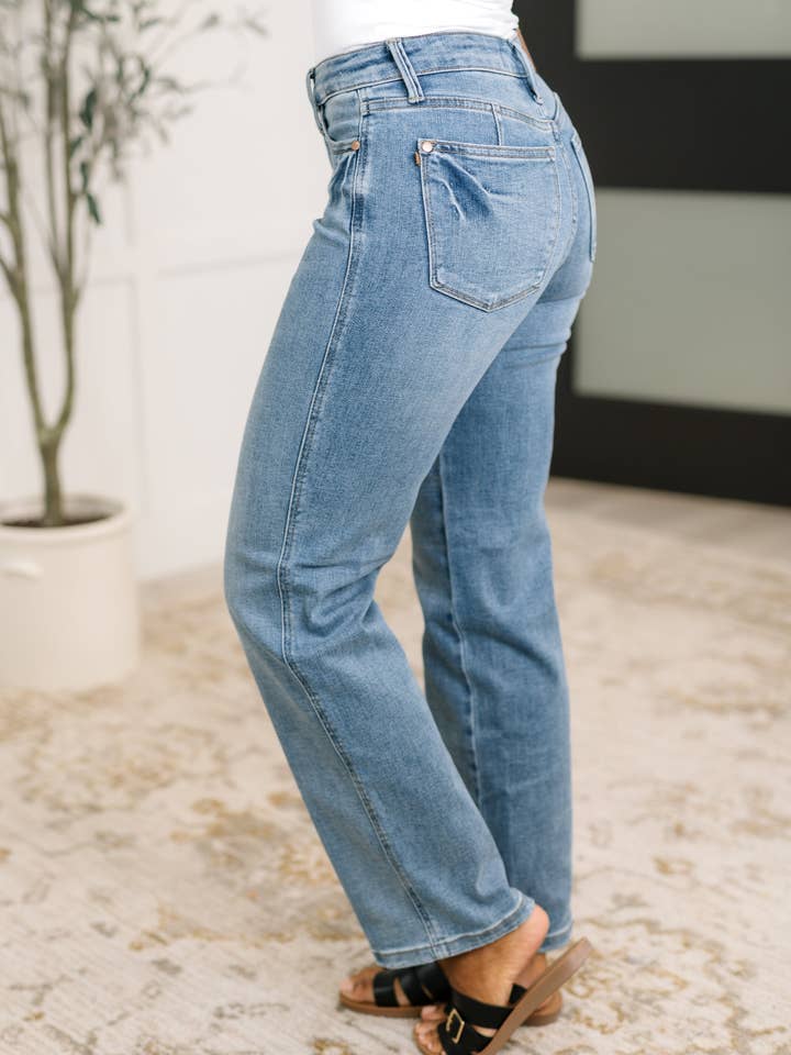 Avenue Wholesale - Wholesale Jeans - Women's - Judy Blue Mid Rise Control Top Vintage Straight Jeans1