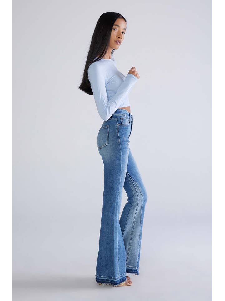 bleu Écharpe évasée à ourlet bloc de couleur bleu moyen pour femmes, automne en vente sur Faire4