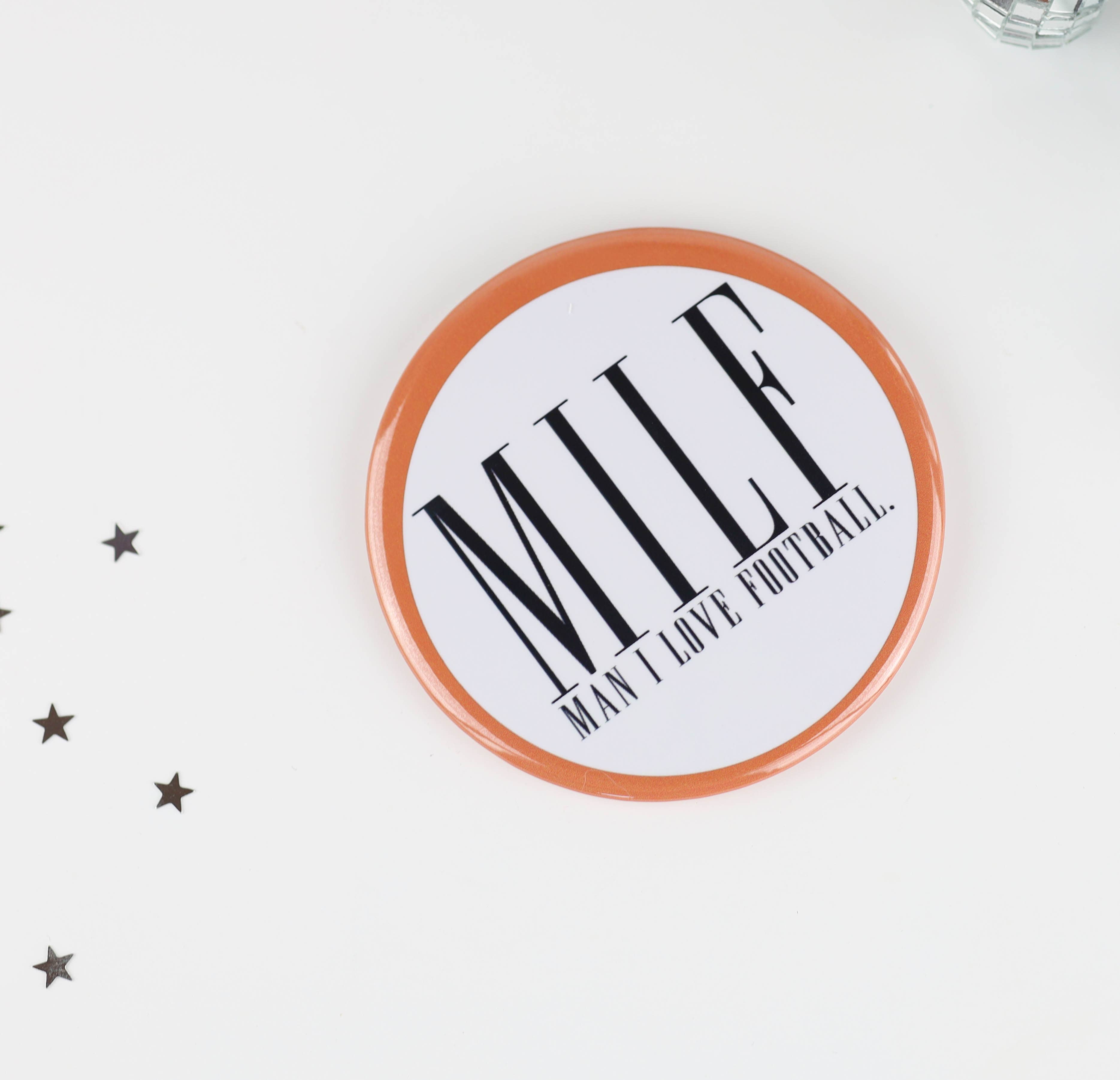 Tailgated Co. - Venta al por mayor Botón/prendedor - Botones naranja quemado para el día del juego | Pines para el día del juego0