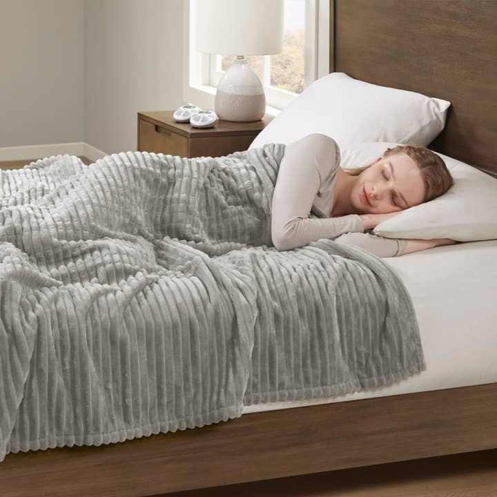 Olliix - Wholesale Bedding Blanket - Corded Plush Heated Blanket, Grey1