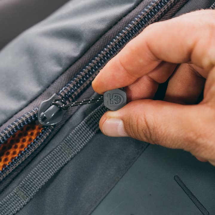 GEAR AID - Wholesale Sporting Accessories - Zipper Pulls5