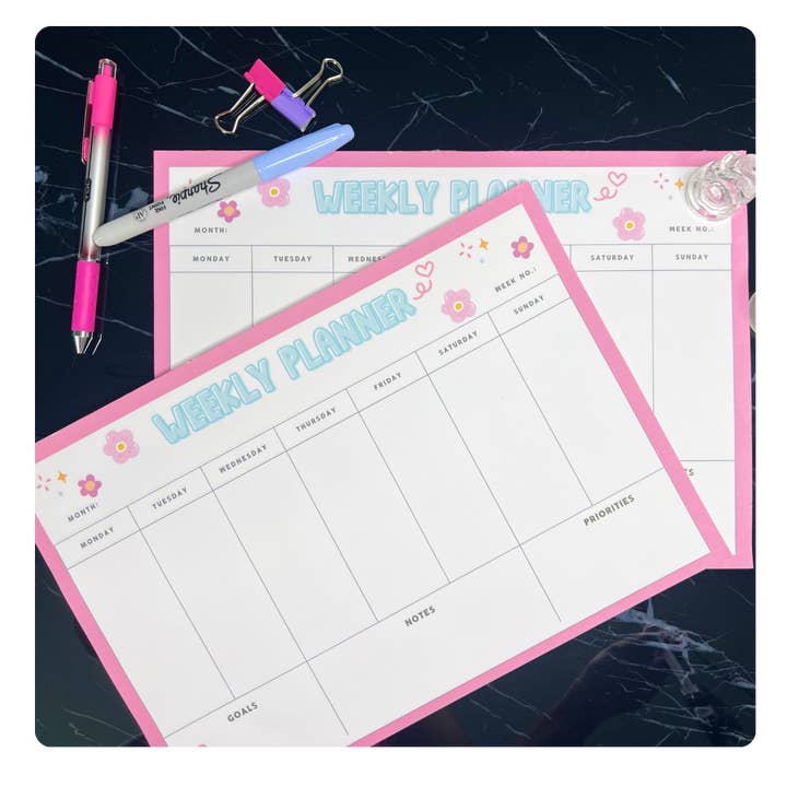 Pianificatore Settimanale Rosa A4 per la vendita all'ingrosso da parte di Konfetti & Co