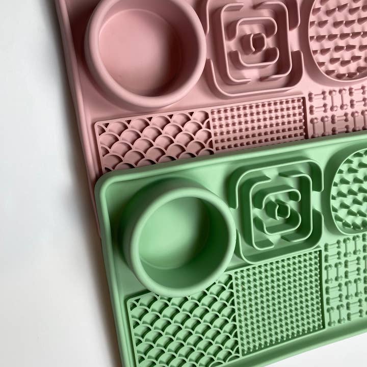 Dog Bandana Co. - Wholesale Pet food mat – Dog - Deluxe Pet Lick Mat8