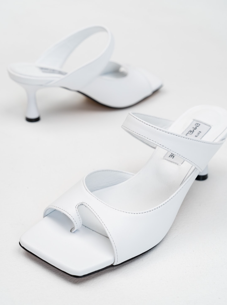 Nenya Fashion Limited – wholesale High heels – Women’s – Heeled Strappy Mid Sandal Heeled Mules In Blackules Michelle8