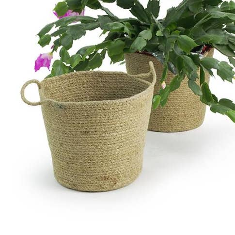 Cache-pot en jute de 6,5 pouces pour la vente par Buhi Imports