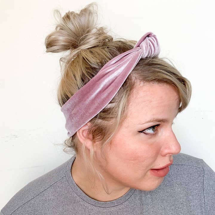 Iris Atelier – Bandana - Mulher por atacado – Envoltório de cabelo de veludo com nó elástico (menor)4