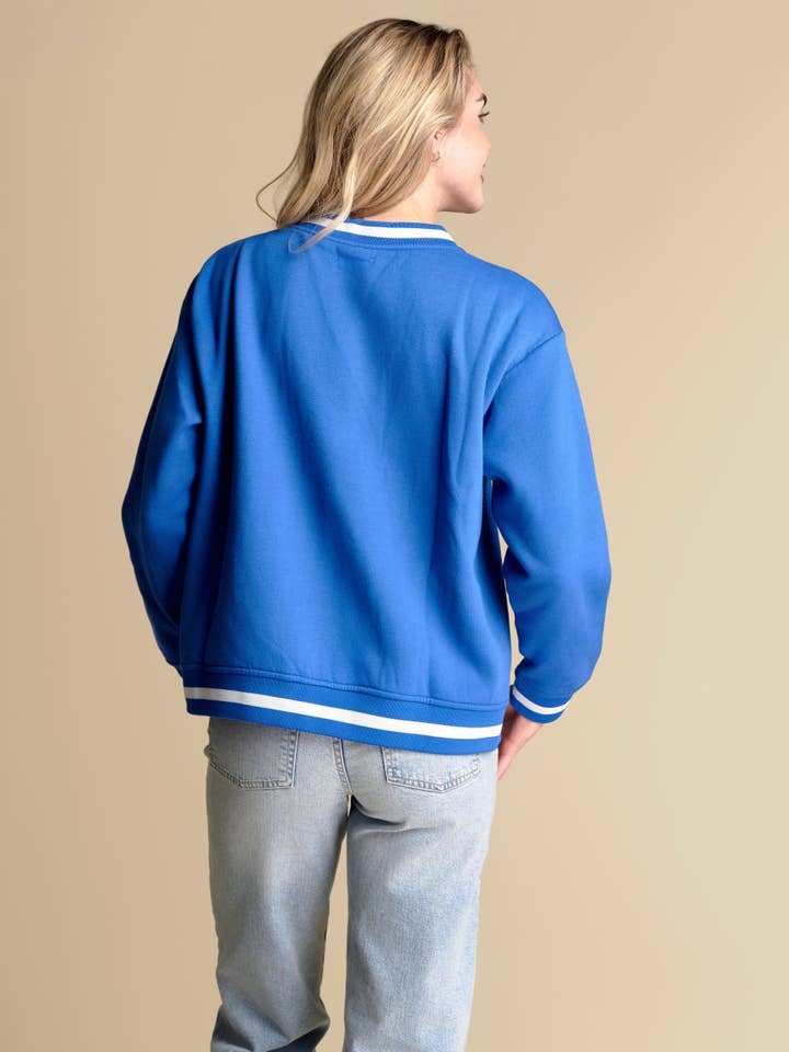 Stewart Simmons - Wholesale Sweatshirt – Women's - The Courtside V-Neck Pullover | Kentucky3