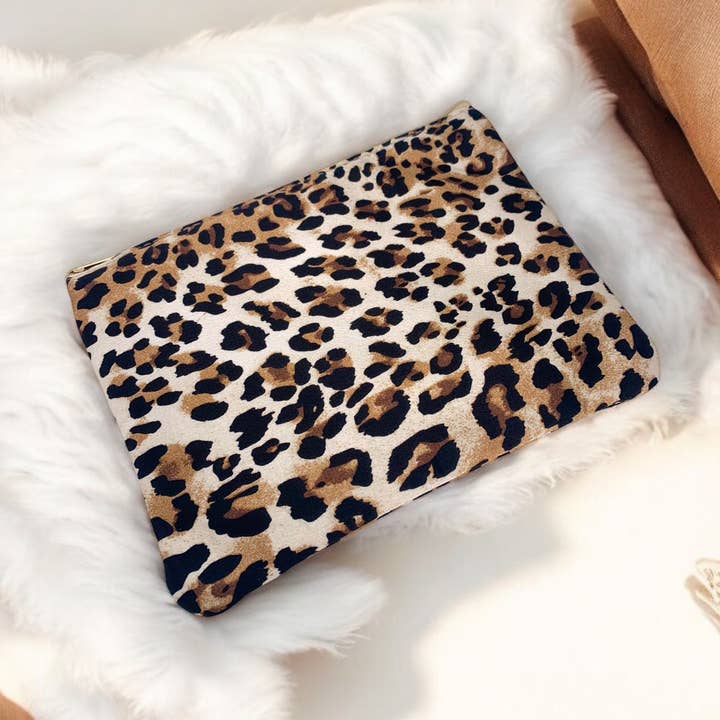 Brown Leopard makeup bag 20x15cm CY21 for wholesale on Faire0