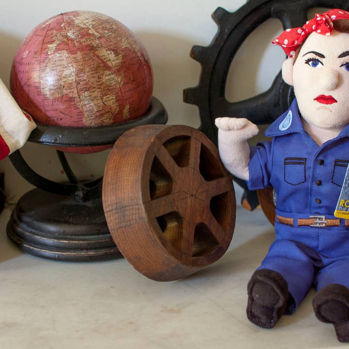 Unemployed Philosophers Guild - Wholesale Stuffed/Plush Toy - Kids & Baby - Rosie the Riveter Little Thinker