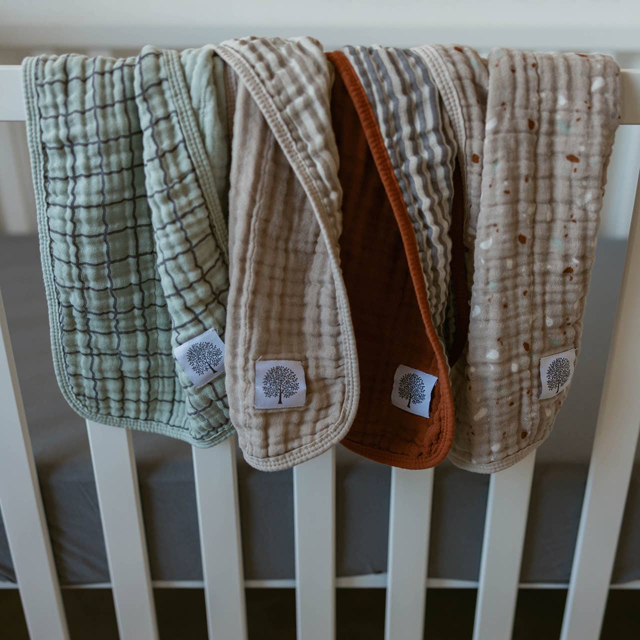 Parker Baby Co. - Wholesale Burp Cloth Set - Baby - Pebble Set - Muslin Burp Cloths (4 Pack)4