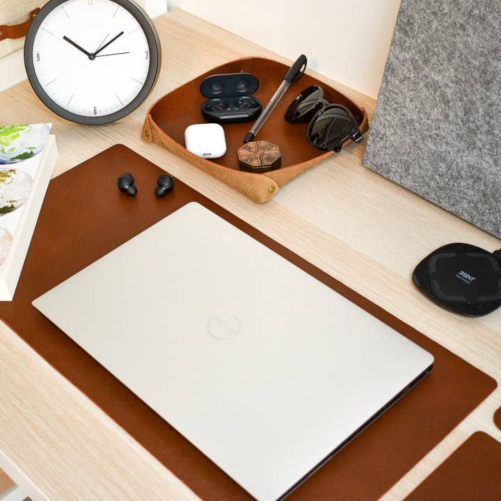 Integral Leather - Venta al por mayor Protectores de escritorio - Alfombrilla de escritorio de piel personalizada | Bloc Blotter, teclado y ratón | Cuero auténtico Saffiano3