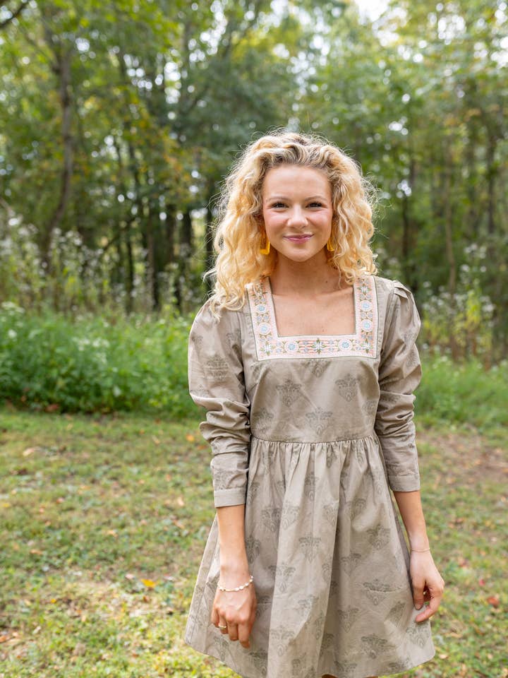 THE ROSE DRESS for wholesale by Modafleur