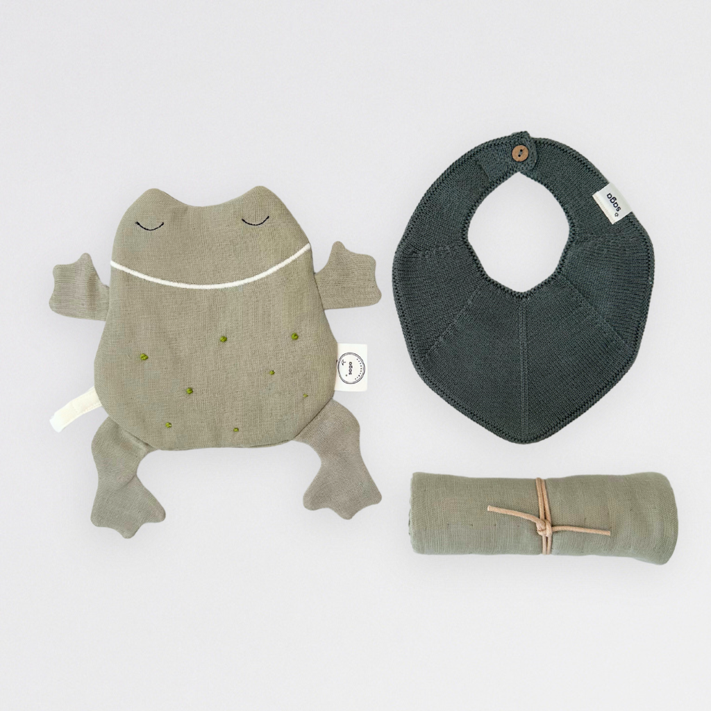 Saga Copenhagen - Wholesale New Mom Gift Box/Set - Baby Gift Box - Shades of Lily Pad Frogs - Sustainable & Org2