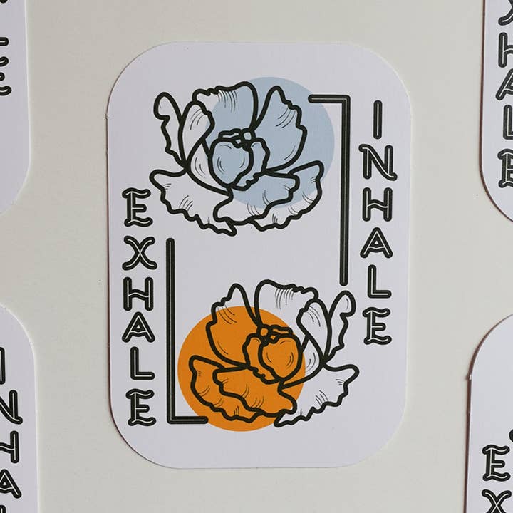 Autocollant écologique de citation de pleine conscience "Inhale Exhale" pour la vente par For Tha Masses Design