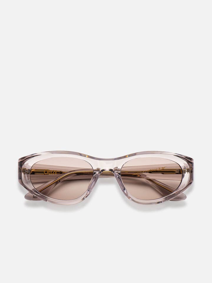 POMÉ - GRIS CRISTAL pour la vente par Ollu Eyewear