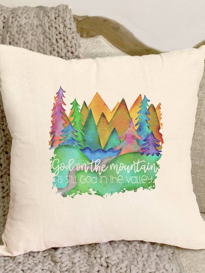 God On The Mountain Taie d'oreiller sans insertion pour la vente par Cali Boutique Wholesale