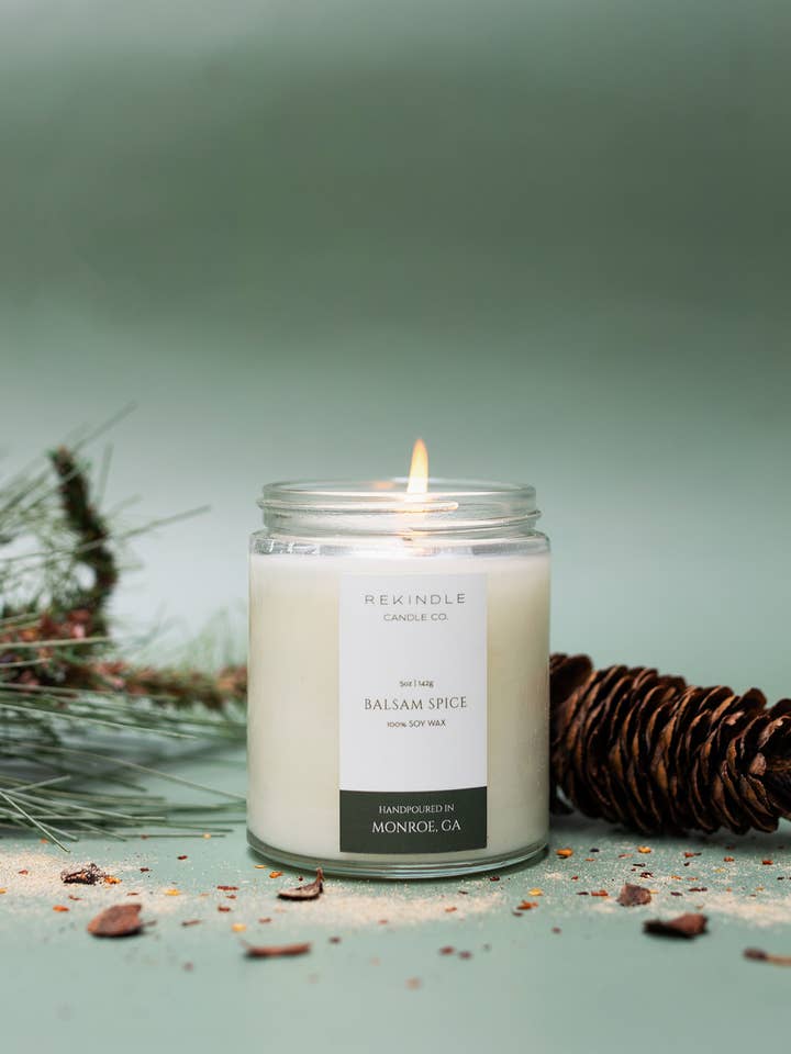 Vela de soja con mecha de algodón y aroma a bálsamo y especias para venta al por mayor de Rekindle Candle Co