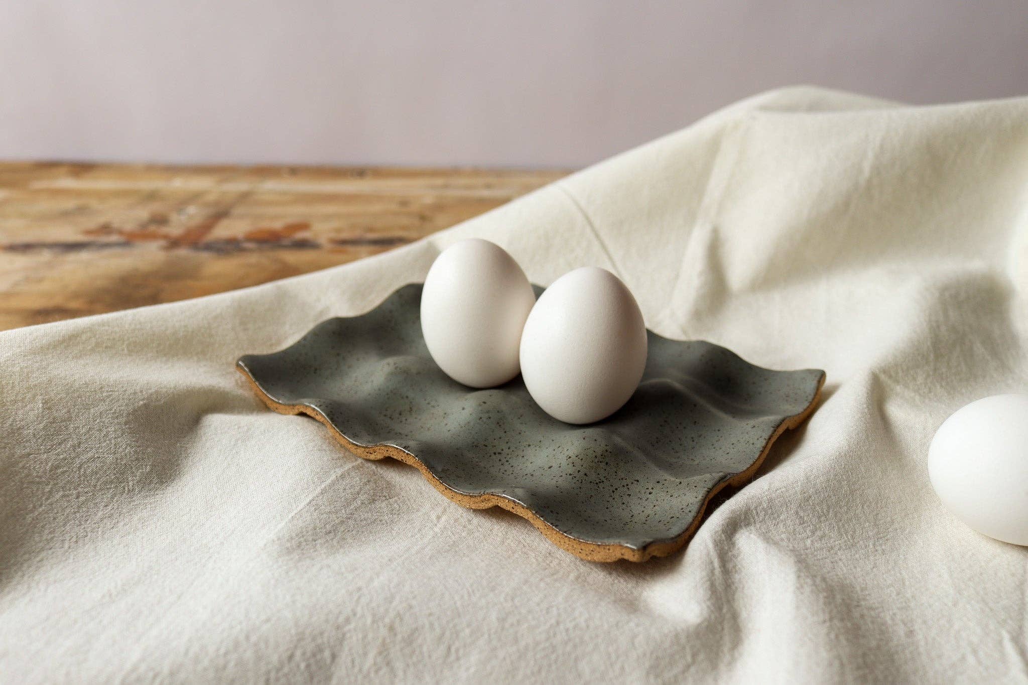 Twig + Table – wholesale Egg cup/holder – Ceramic Egg Tray - Holds 12 Eggs4