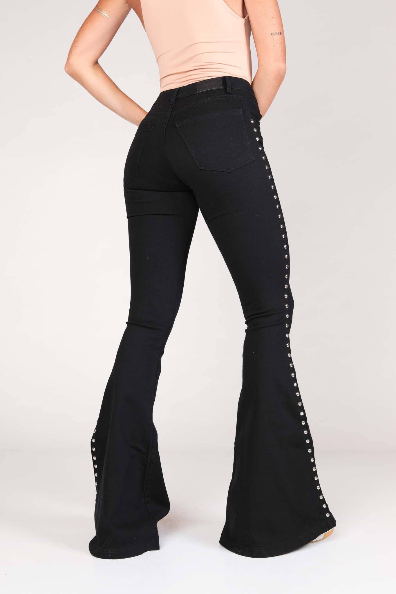 Alwayschic - Wholesale Jeans - Women's - Campana Line Jeans1