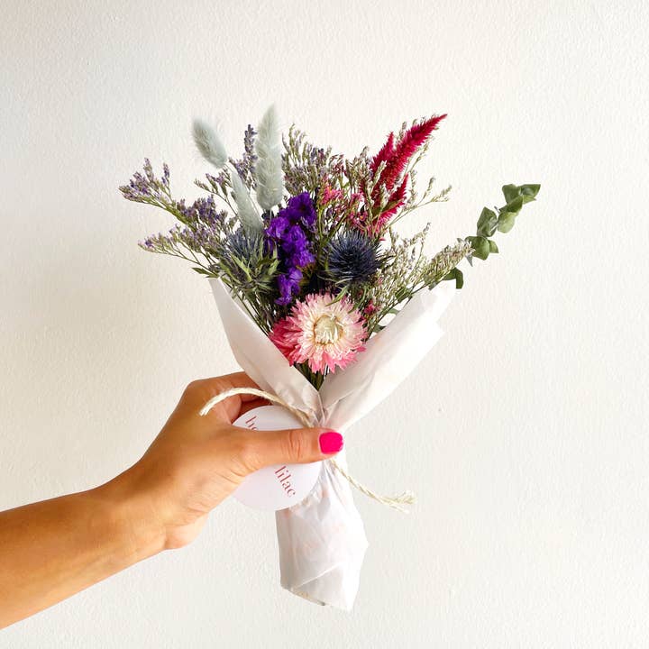 House of Lilac - Wholesale Dried/Pressed Flowers - Classic Dried Flower Mini Bouquet