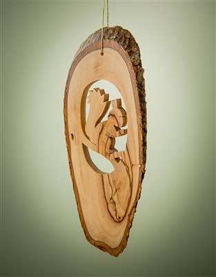 Earthwood - Wholesale Ornament - Bark Slice with Squirrel - 4" to 6"1