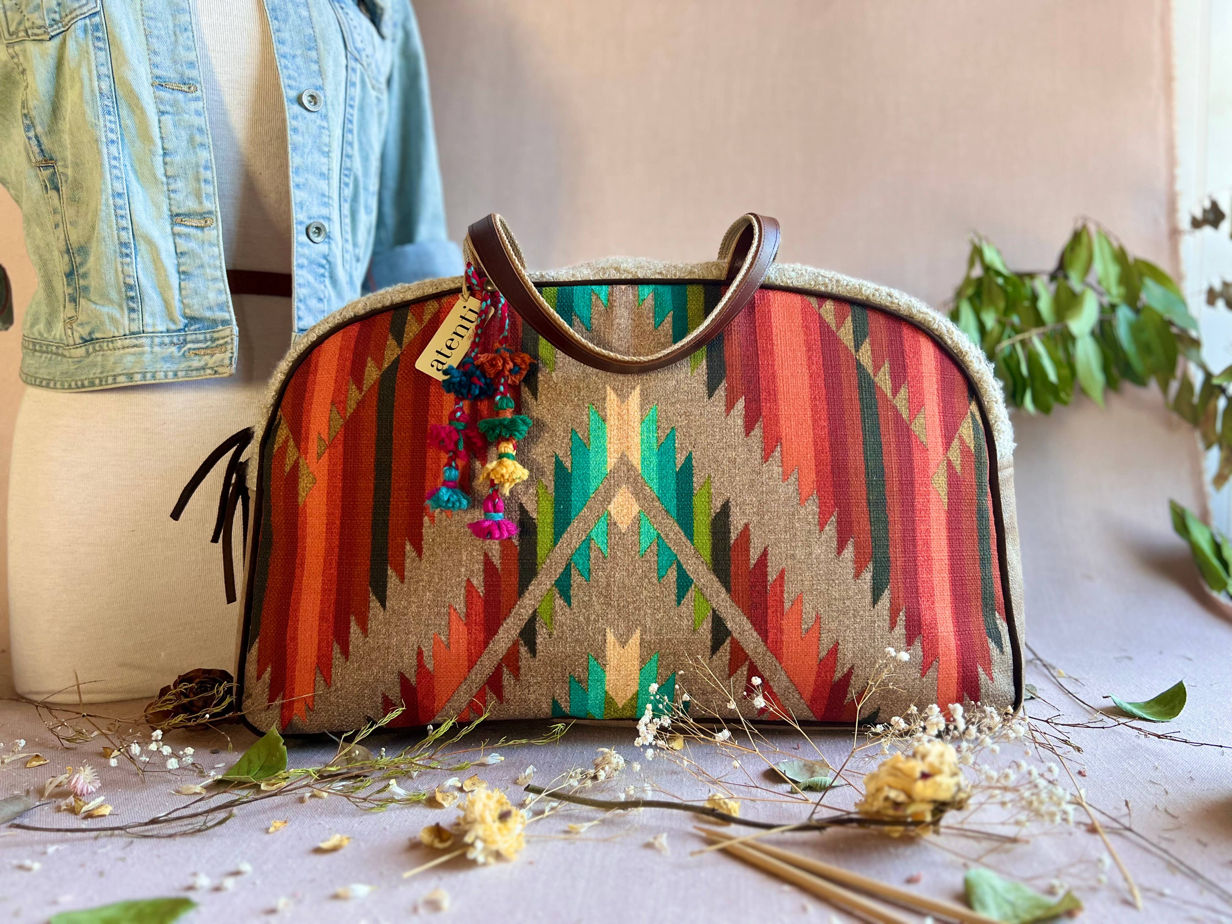 Atenti - Vente Sac de voyage – femme - Sac de voyage weekender Maverick fait main par Atenti – Fabriqué aux États-Unis3